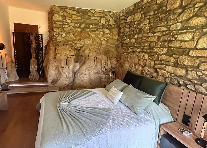 Pedra Oliveira - Suite En Pierre - Piscine Et Massage - Coimbra Nocleg ze śniadaniem 3*